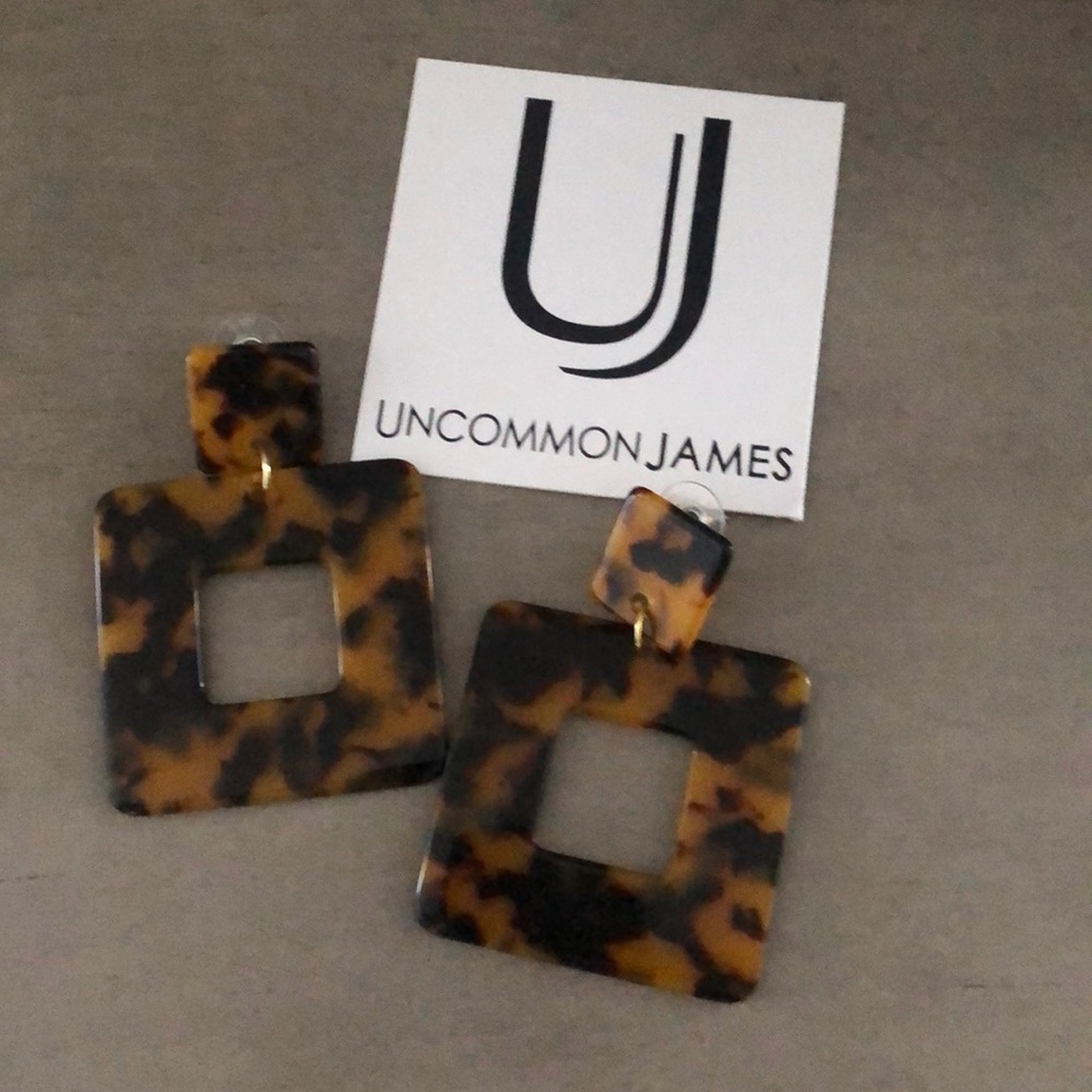 Uncommon James tortoise earrings